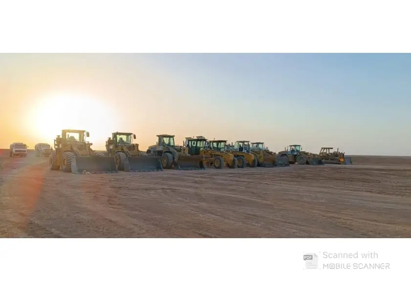 موقع مشروع إنشائي قيد التنفيذ